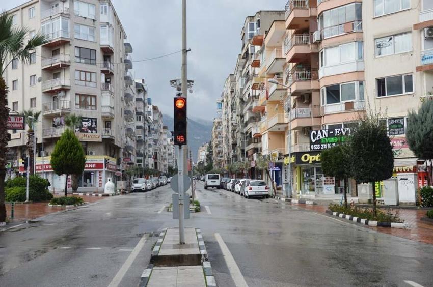 Hafta içi ve hafta sonu sokağa çıkma yasağı ile ilgili yeni adım! Ertelendi...