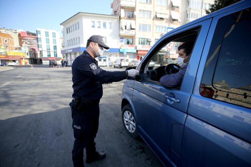 Hafta sonu ve hafta içi sokağa çıkma yasaklarıyla ilgili yeni gelişme! Tek tek açıklandı