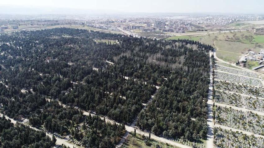 Mezarlıkta yer kalmadı! Belediye harekete geçti, böyle görüntülendi