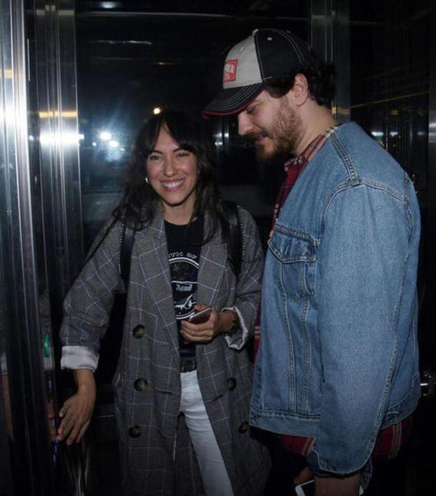 Çağatay Ulusoy ve Duygu Sarışın el ele göz göze!