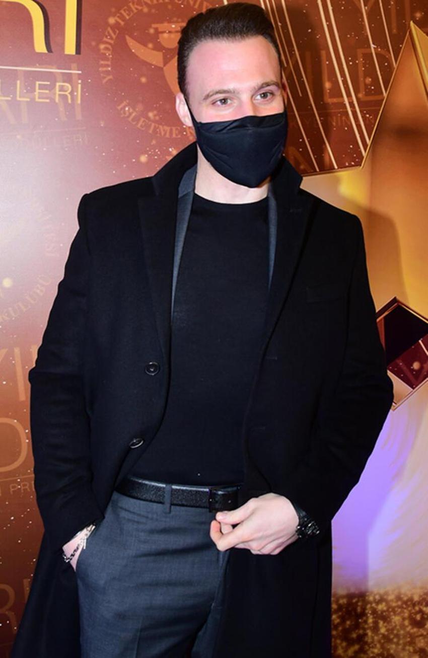 Kerem Bürsin'den çarpıcı açıklama: 'Yazıklar olsun!'
