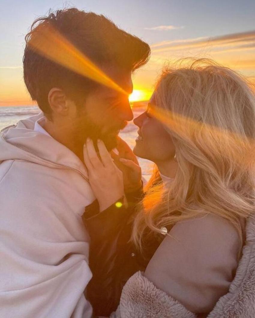 Diletta Leotta'nın dekolteli pozu olay oldu!
