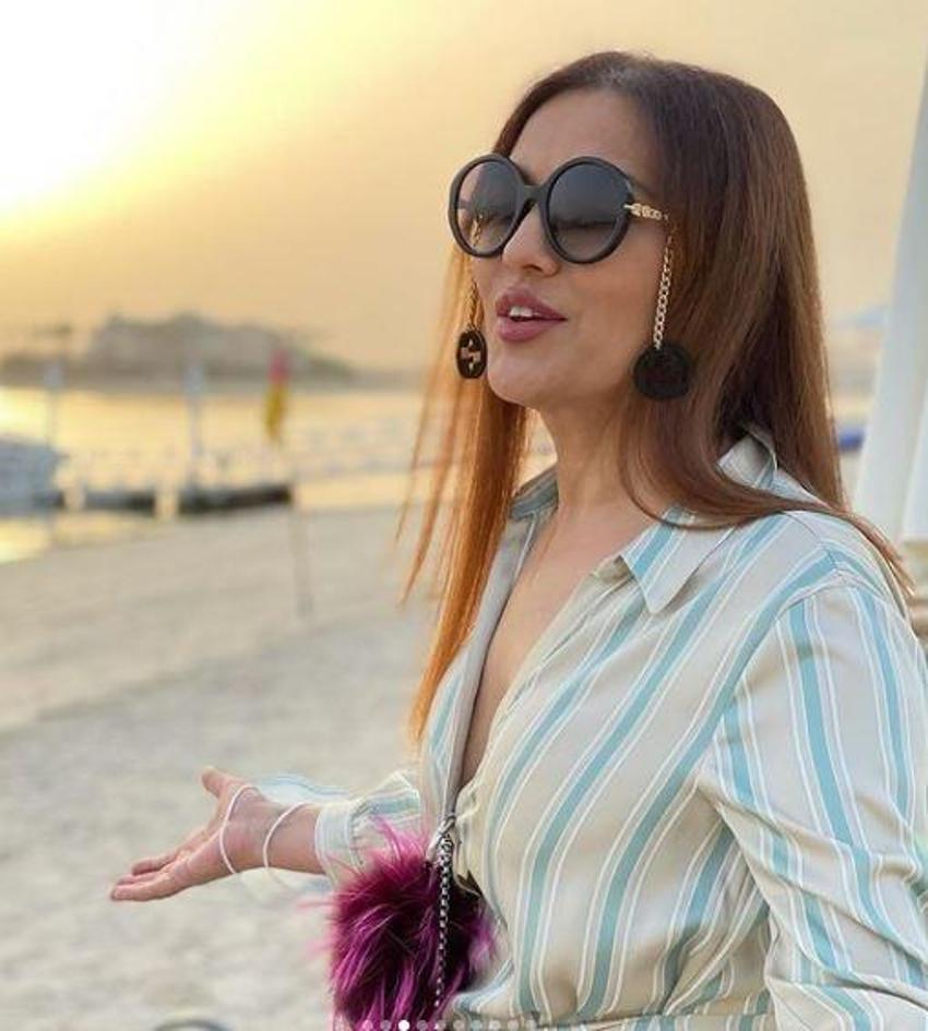 Demet Akalın tatile Dubai'ye gitti! Tektaşının fiyatı şok etti...
