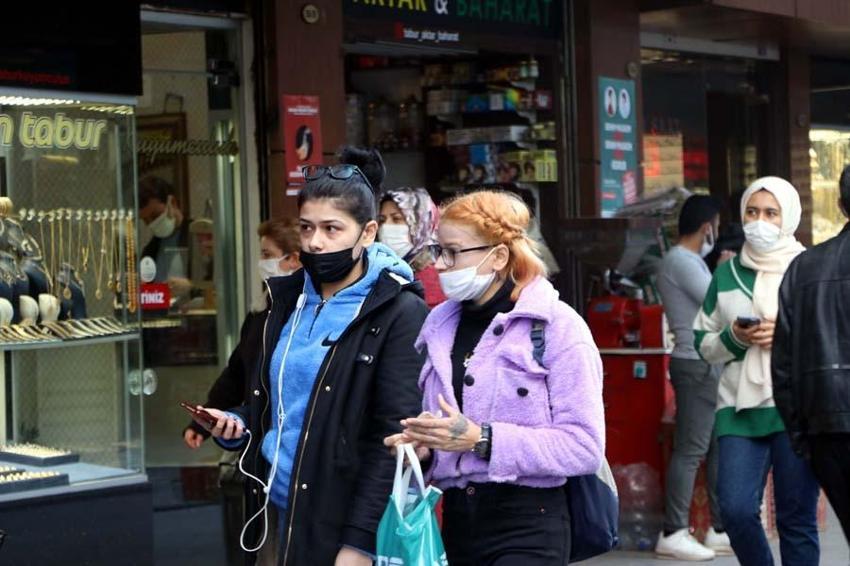 Hafta sonu ve hafta içi sokağa çıkma yasağı ile ilgili yeni gelişme! Yarın...