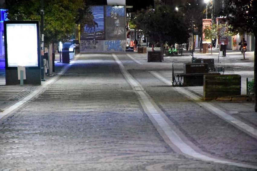 Hafta sonu ve hafta içi sokağa çıkma yasağı ile ilgili flaş gelişme! Bugün...