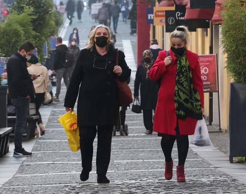 Hafta sonu ve hafta içi sokağa çıkma yasağı ile ilgili flaş gelişme! Bugün...