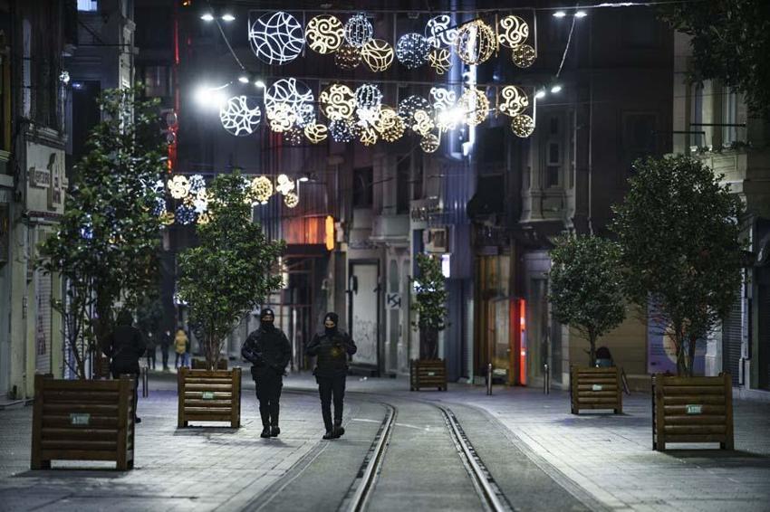 Sokağa çıkma yasağı ile ilgili flaş gelişme! Tek tek açıklandı, 9 ilde...