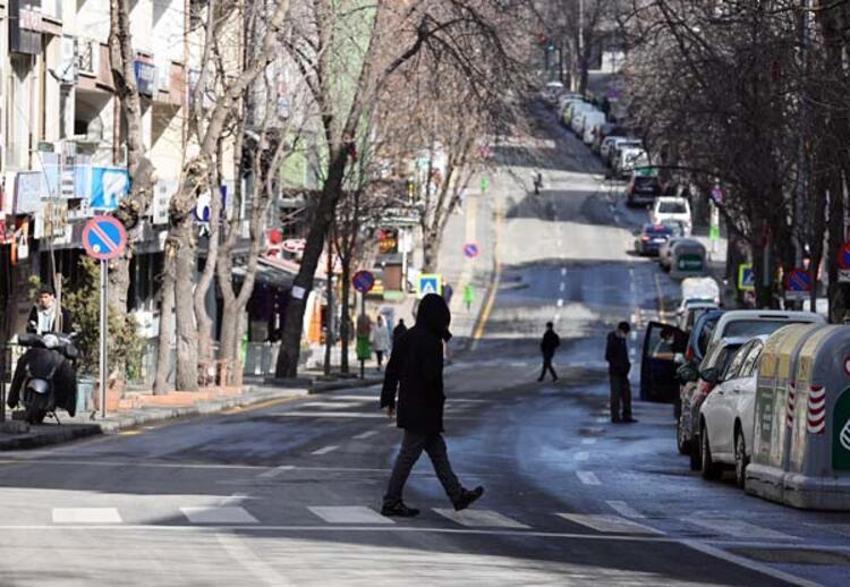 Hafta içi ve hafta sonu sokağa çıkma yasaklarıyla ilgili flaş gelişme! İşte durumu iyi ve kötü olan şehirler