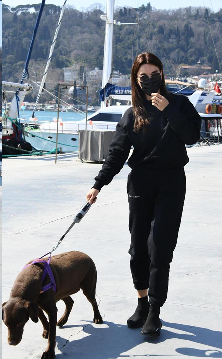 Hazal Filiz Küçükköse oyunculuk dışında bakın ne yapıyor!