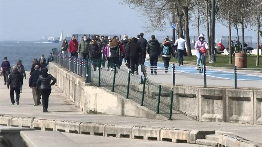 Hafta içi ve hafta sonu sokağa çıkma yasaklarıyla ilgili flaş gelişme! Yeni yasaklar, ek tedbirler yolda