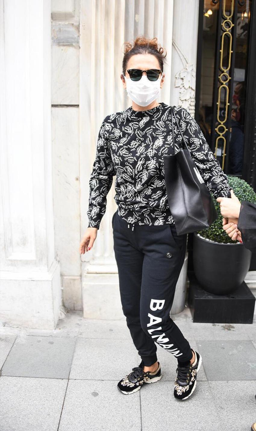 Demet Akalın'dan olay Serenay Sarıkaya yorumu