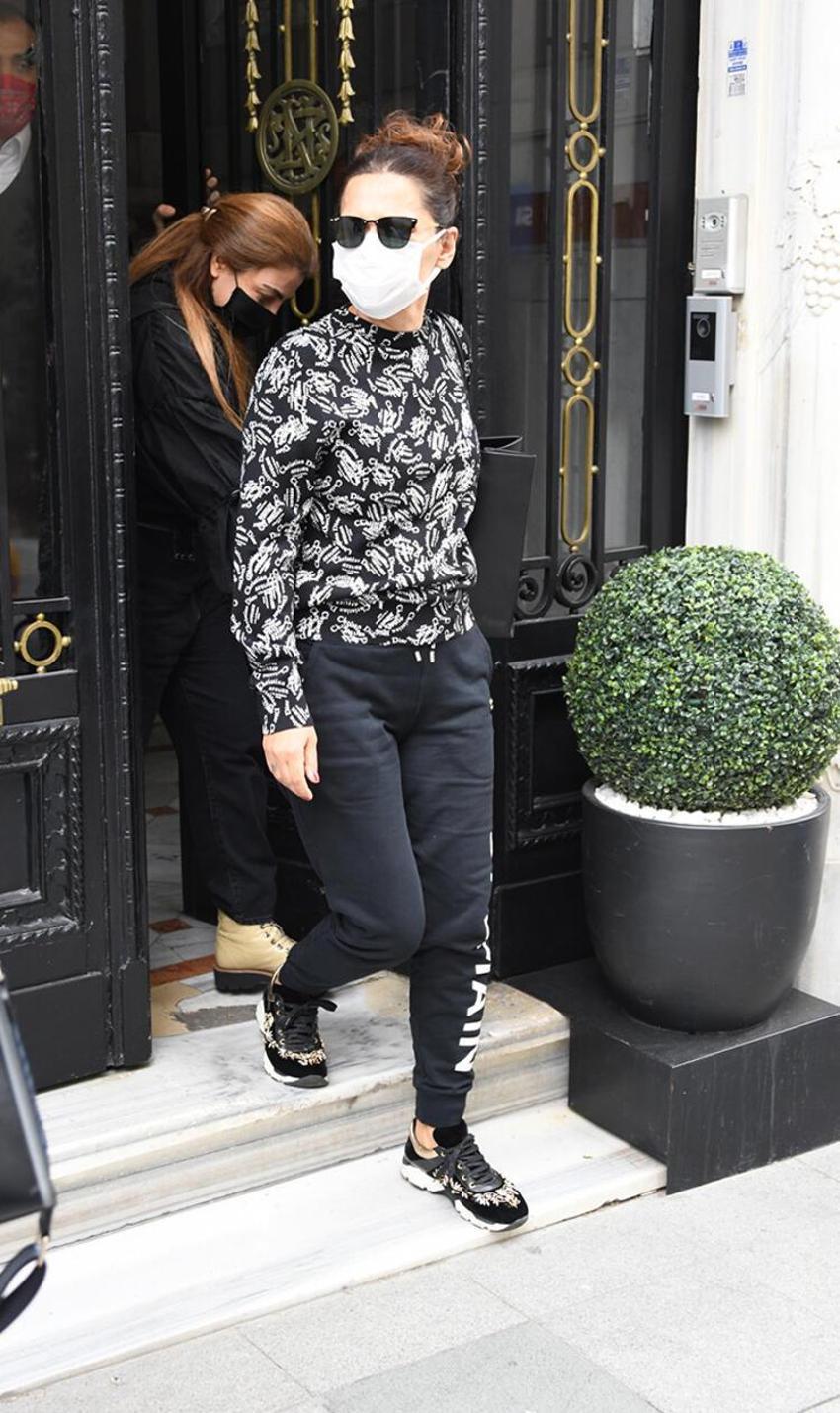 Demet Akalın'dan olay Serenay Sarıkaya yorumu