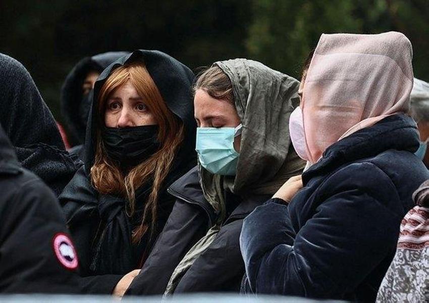 Hande Erçel gönülleri fethetti! Bige Önal için bakın ne yaptı!