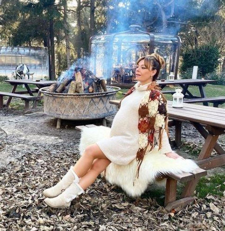 Özge Özder setlere geri dönüyor! 'Aylar sonra ilk defa...'