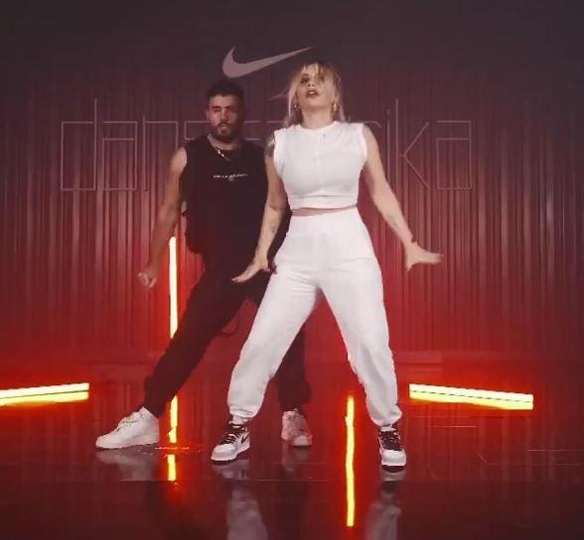 İrem Derici'nin dans paylaşımı sosyal medyayı salladı!