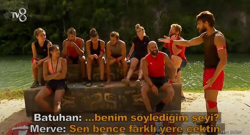 Survivor'da gerginlik! Ünlüler takımında sesler yükseldi!