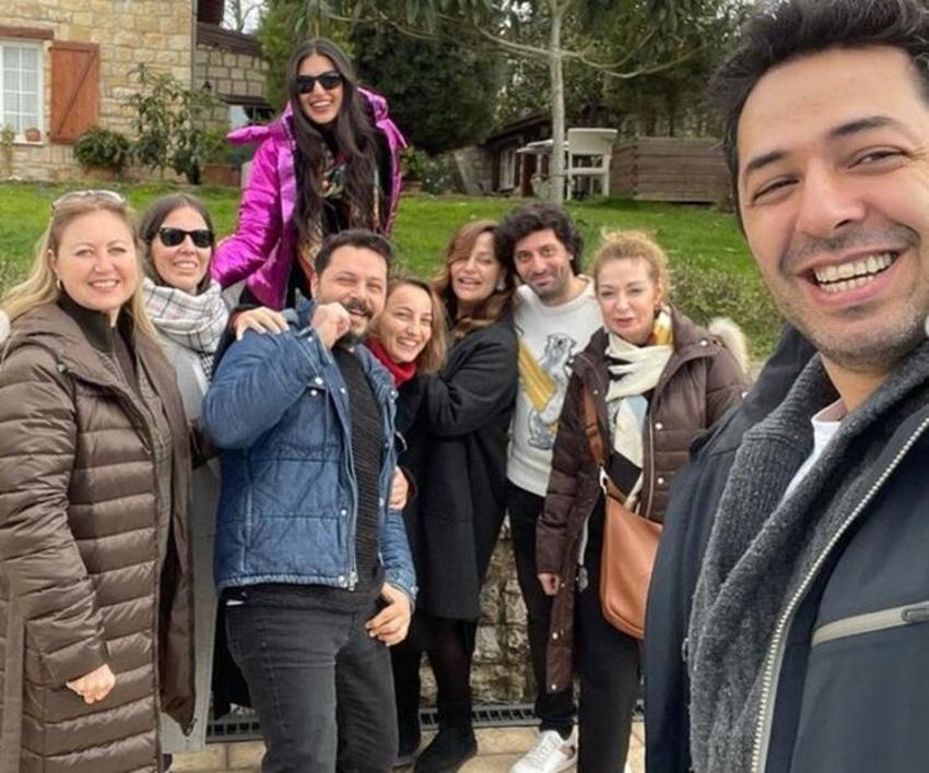 Mert Fırat'tan romantik paylaşım!