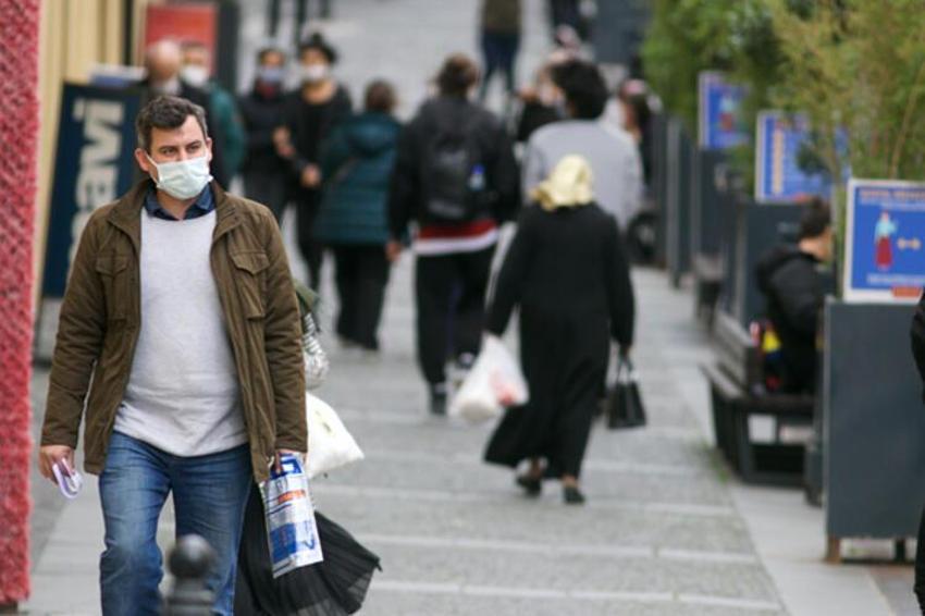 Risk haritası 'kızarıyor'! 81 ilde patlama yaşanıyor, Sağlık Bakanlığı'ndan son dakika açıklaması geldi