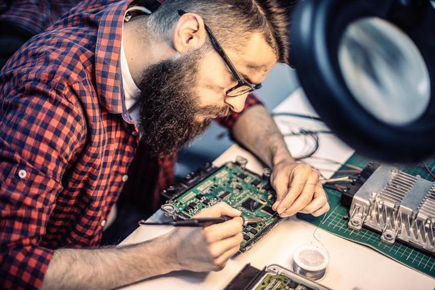 Otomotiv devinden flaş karar! Üretim durdu, kriz yayılıyor...