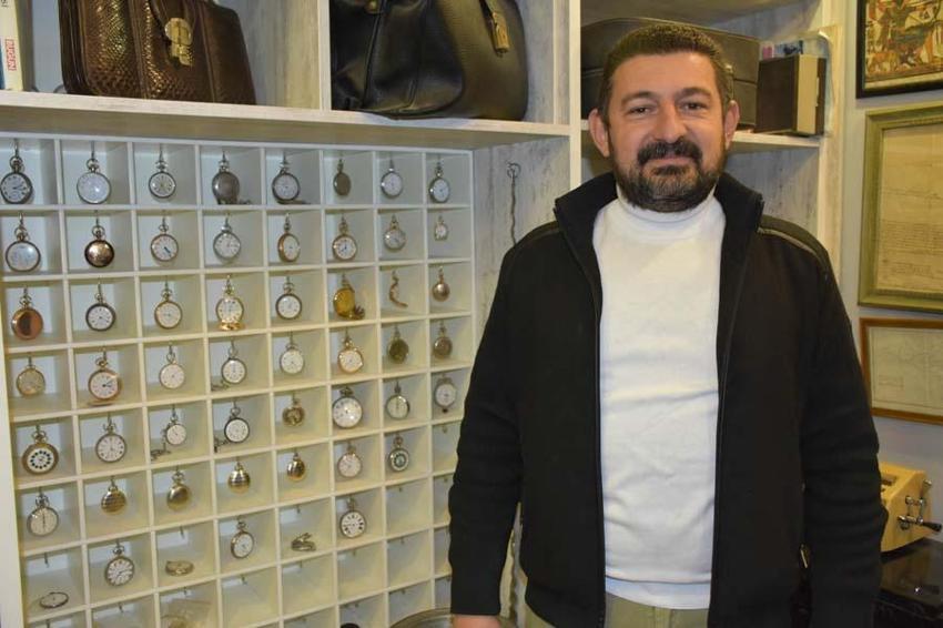 Hurdacılık yapıyordu, eve sığmayınca iş yeri kurdu! Yoğun ilgi...