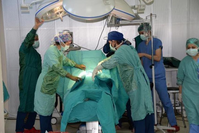 Sağlıkta tersine göç! Komşu ülkelerden de geliyorlar
