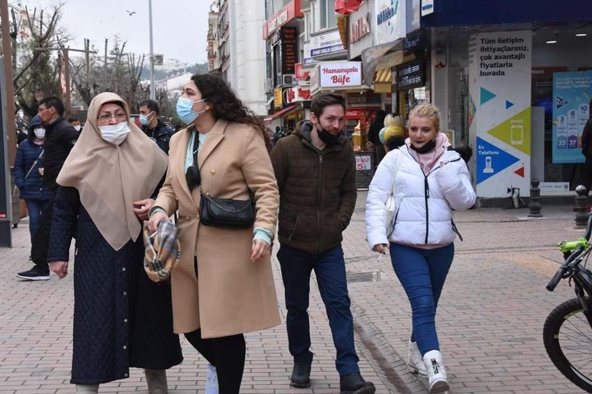 Hafta içi ve hafta sonu sokağa çıkma yasakları ile ilgili yeni kararlar! 10 gün, peş peşe duyuruyorlar, her şey terse döndü...