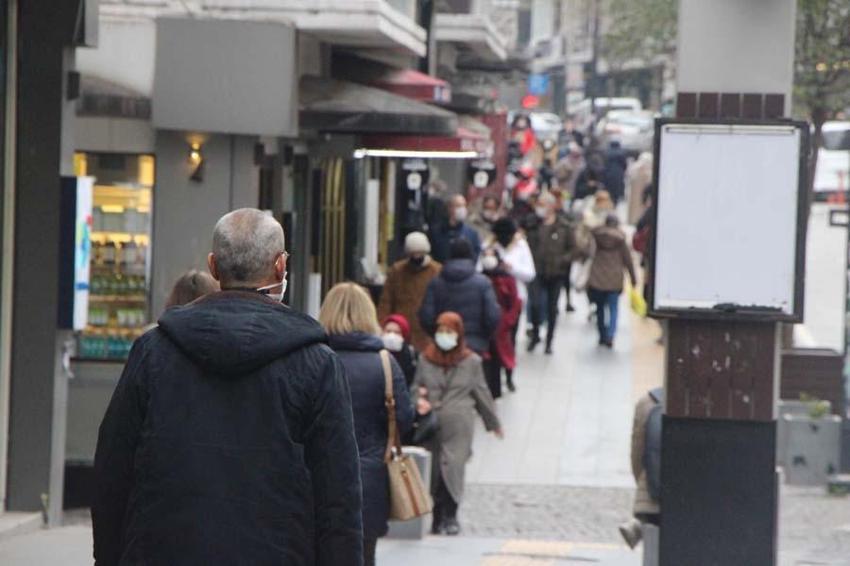 Hafta içi ve hafta sonu sokağa çıkma yasakları ile ilgili yeni kararlar! 10 gün, peş peşe duyuruyorlar, her şey terse döndü...