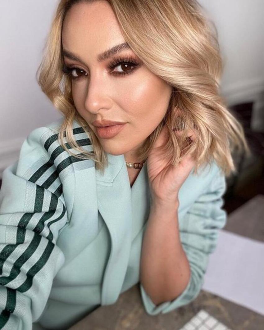 Hadise rekor kırdı! 1 milyar izlenme...