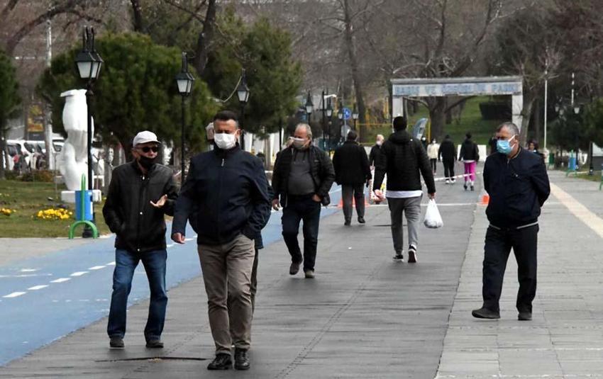 Hafta sonu, hafta içi sokağa çıkma yasakları ile ilgili flaş karar! 81 ile gönderildi
