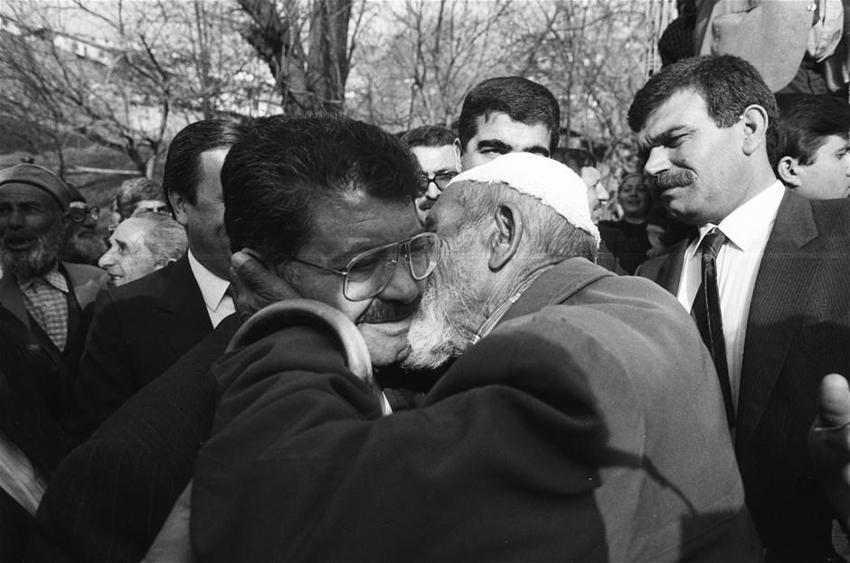 Semra Özal, yıllar sonra anlattı! 'Geldiler apar topar araca aldılar, sonra...'
