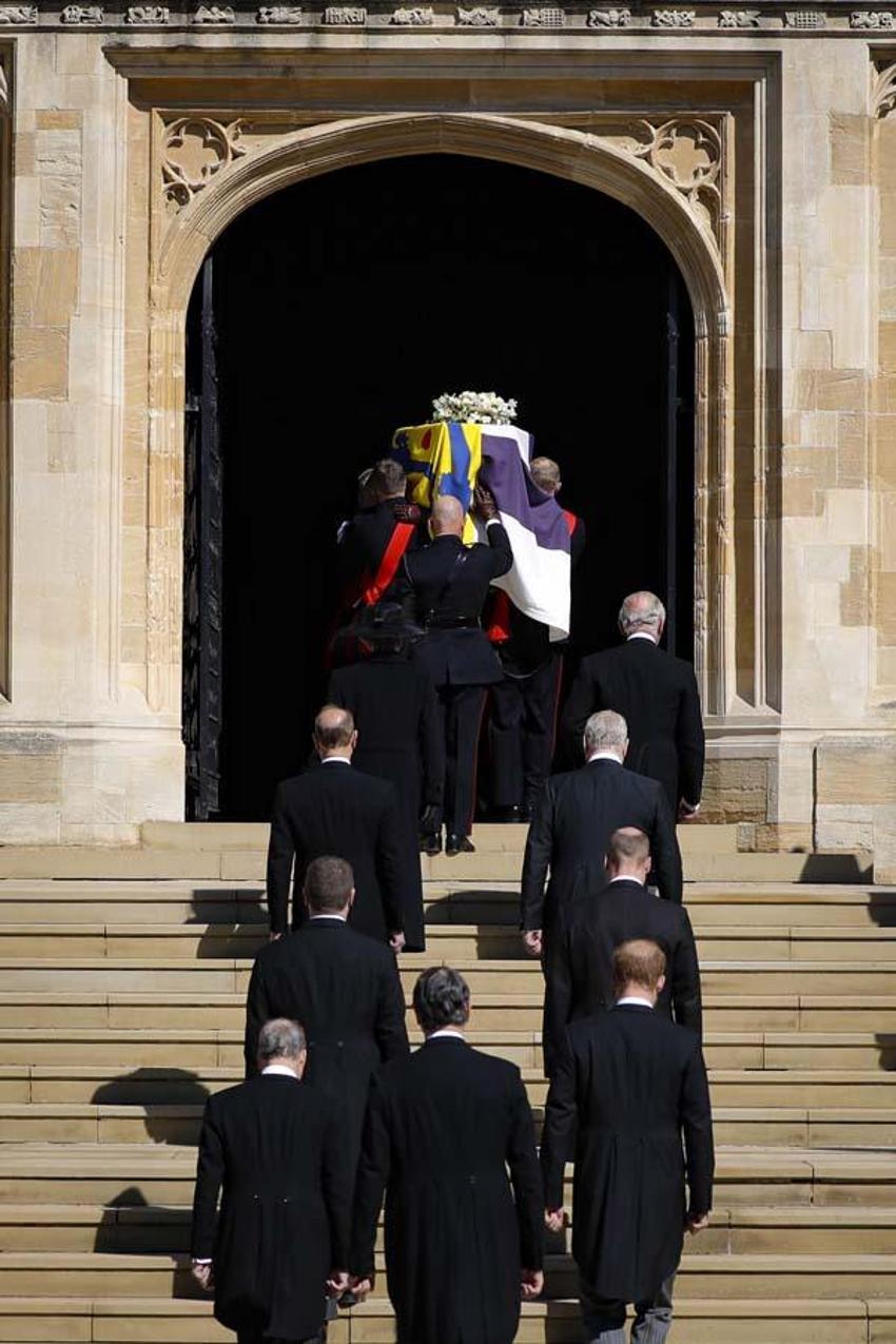 Tüm dünyanın gözü orada! Prens Philip'e veda...