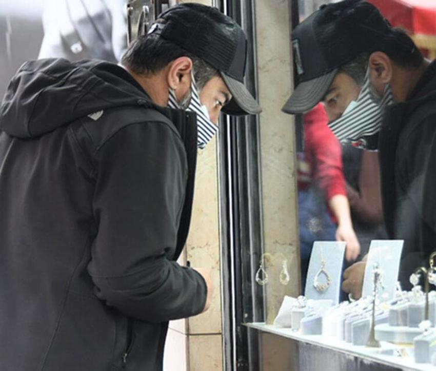 Celil Nalçakan'dan aşk cevabı! Ahu Yağtu...