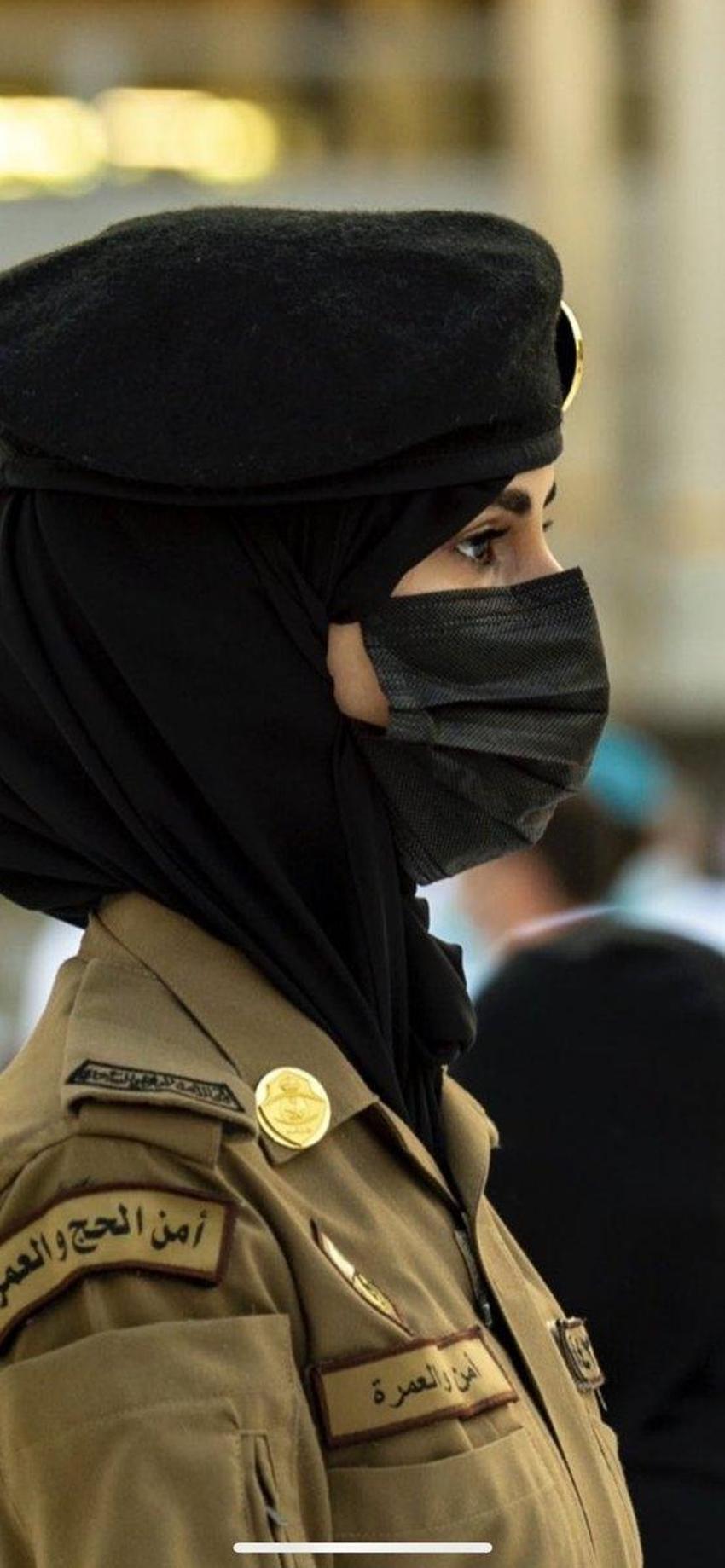 Suudi Arabistan'da bir ilk! Flaş kadın asker hamlesi