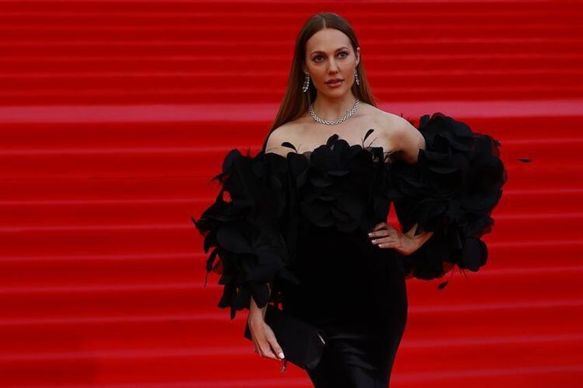 Meryem Uzerli tüm dikkatleri üzerine çekti! 3 ayda...
