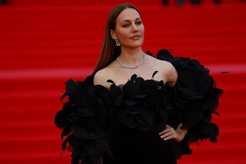 Meryem Uzerli tüm dikkatleri üzerine çekti! 3 ayda...