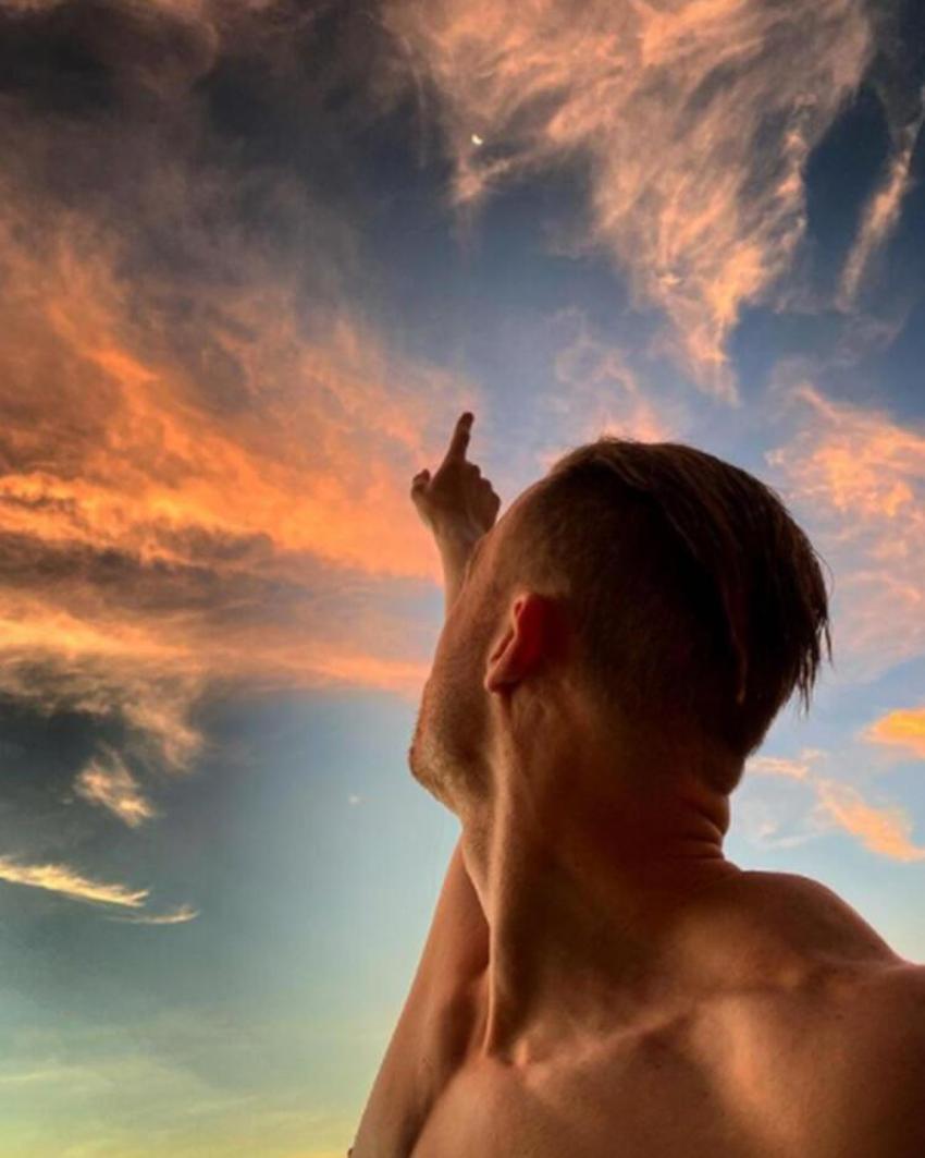 Kerem Bürsin'in romantik sözlerine Hande Erçel kayıtsız kalamadı!