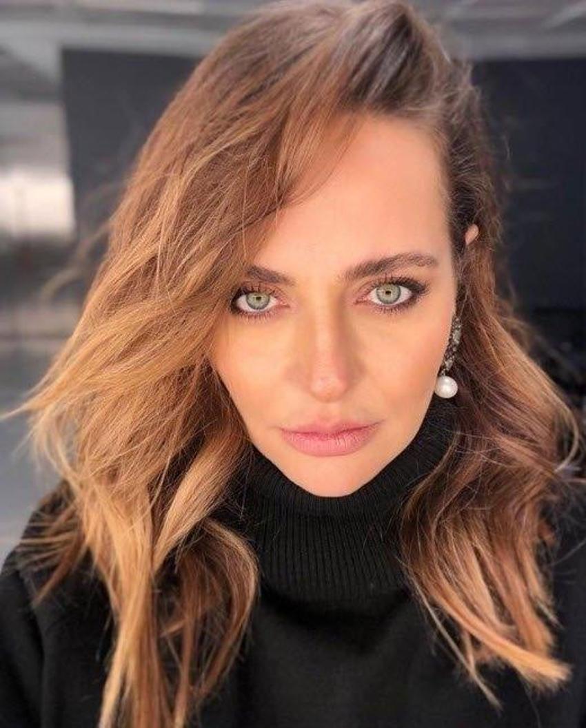 Kuruluş Osman'ın Selcan Hatun'u Didem Balçın bebeğini kucağına aldı!