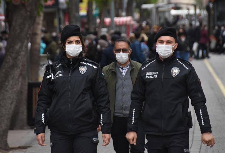 Tam kapanma kararlarını İçişleri Bakanlığı duyurdu! Ramazan Bayramı dahil 17 gün sokağa çıkmak, seyahat yasak...