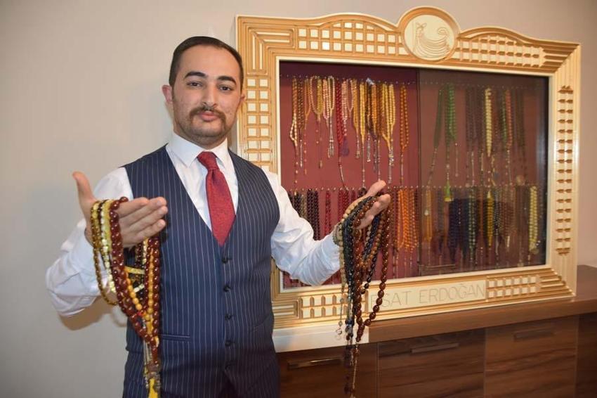 12 yıl önce başladı lüks ev değerinde tespih koleksiyonu yaptı!