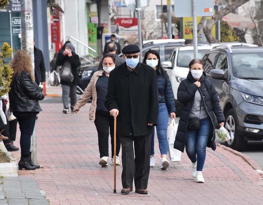 Normalleşme planı belli oldu! Saatler değişecek, sokağa çıkma yasağı ve...