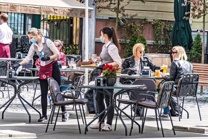 Normalleşme planı belli oldu! Saatler değişecek, sokağa çıkma yasağı ve...