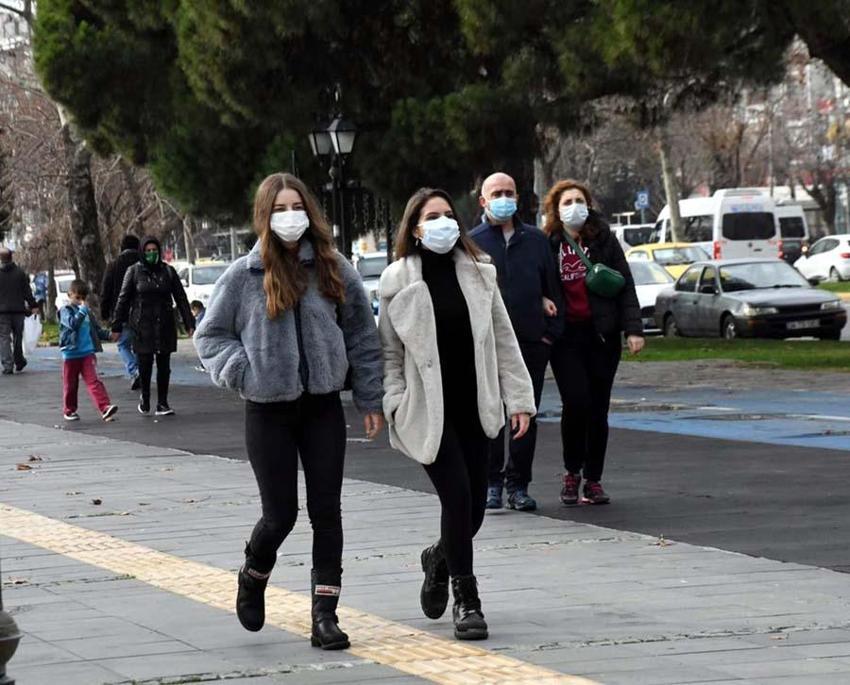 Normalleşme planı belli oldu! Saatler değişecek, sokağa çıkma yasağı ve...