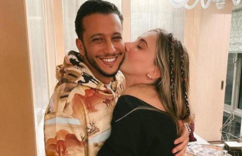 Şeyma Subaşı'dan 'özel jetli' paylaşım! Çiçeklerle poz verdi