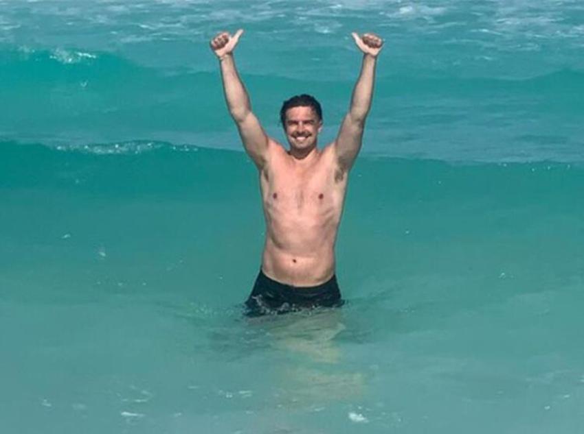 Chloe Loughnan'ın futbolcu yeni sevgilisi! Küçüklükten beri...