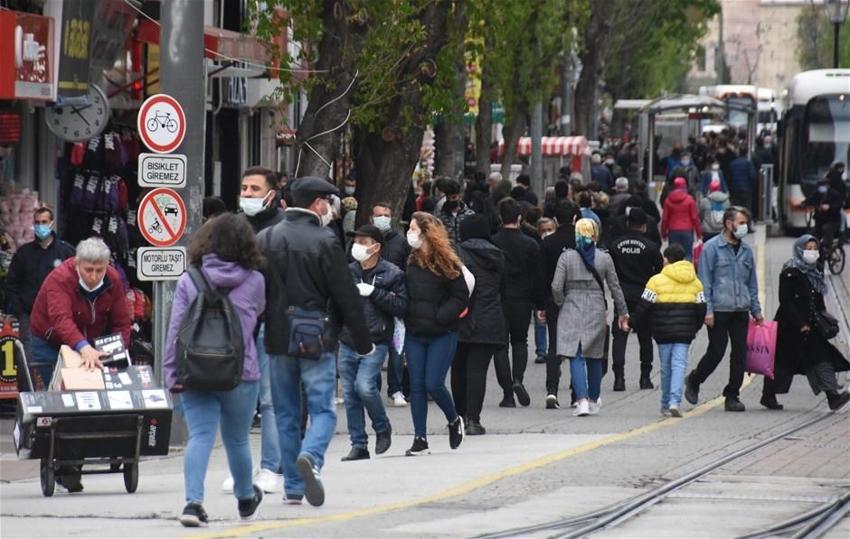 Hafta içi hafta sonu sokağa çıkma yasakları ile ilgili yeni karar! Ve belli oldu, cuma, cumartesi...