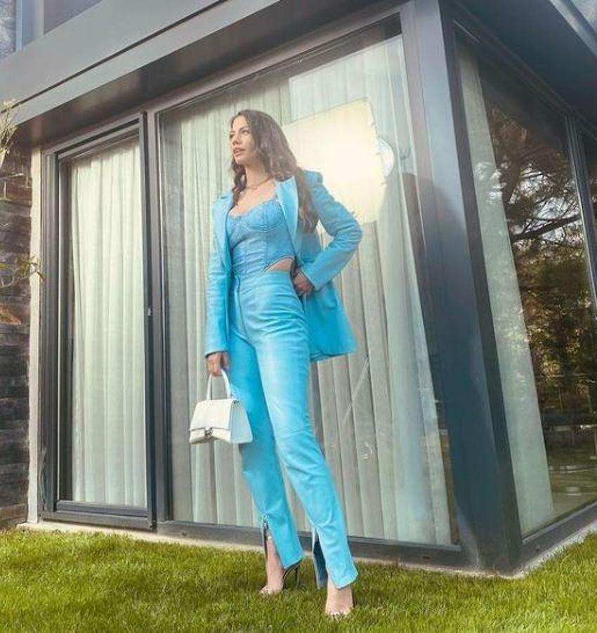 Demet Özdemir'den veda paylaşımı: Müthiş bir yolculuktu