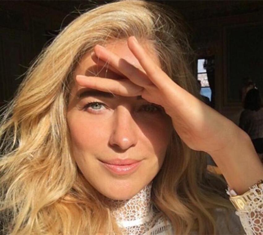 Burcu Esmersoy dakikada bin 111 TL kazandı!