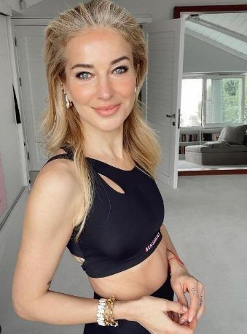 Burcu Esmersoy dakikada bin 111 TL kazandı!
