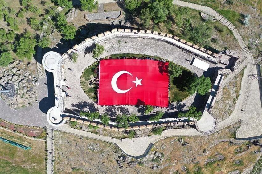 Kentlerde 19 Mayıs coşkusu!