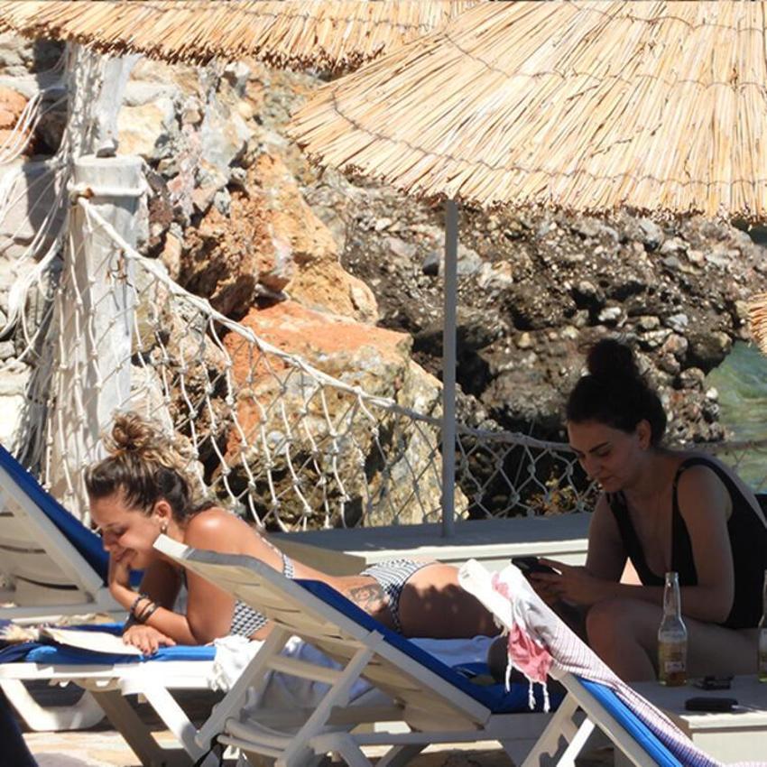 Seda Türkmen set biter bitmez tatile çıktı!